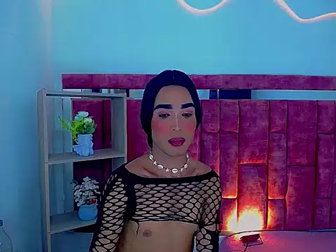 MaiteCandyxx online show from June 5, 2026, 7:14 am