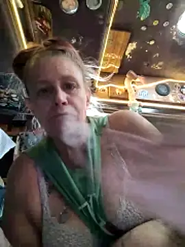 Snapshot of Bossladymarie chatting on May 31, 2026, 8:43 pm Bossladymarie online show from May 31, 2026, 8:43 pm