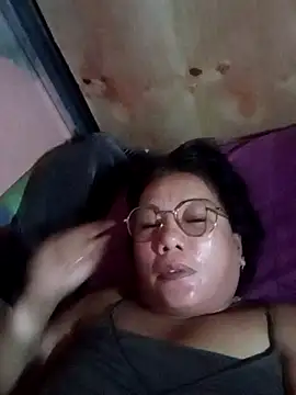 Snapshot of creampie_morena chatting on May 31, 2026, 1:40 pm creampie morena online show from May 31, 2026, 1:40 pm
