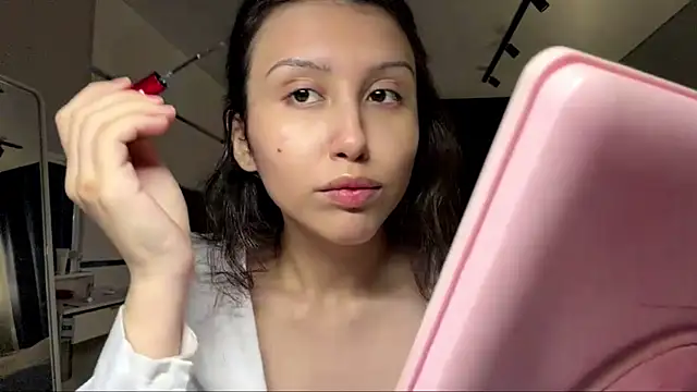 Snapshot of Alicekitty67 chatting on June 17, 2026, 3:13 pm Alicekitty67 online show from June 17, 2026, 3:13 pm