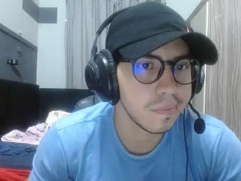 Snapshot of Fer_Ti chatting on June 24, 2026, 11:09 am Fer Ti online show from June 24, 2026, 11:09 am