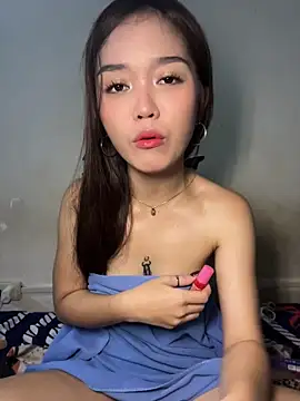 Snapshot of kendra_zz chatting on July 5, 2026, 4:19 am kendra zz online show from July 5, 2026, 4:19 am