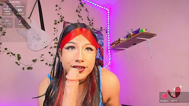 Snapshot of Lucy-morninghstar chatting on June 21, 2026, 12:30 pm Lucy-morninghstar online show from June 21, 2026, 12:30 pm