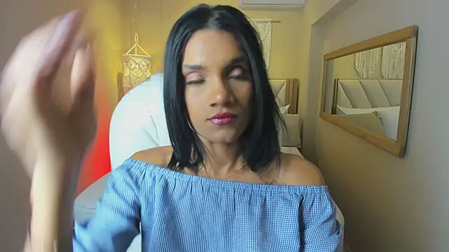 Snapshot of Alana_Parkk chatting on June 1, 2026, 12:07 pm Alana Parkk online show from June 1, 2026, 12:07 pm
