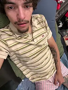 Uhhyuhhhhh online show from June 5, 2026, 3:46 am