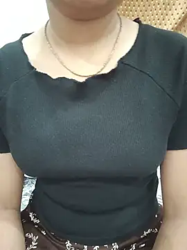 Snapshot of sexy_Diya0 chatting on July 8, 2026, 7:18 pm sexy Diya0 online show from July 8, 2026, 7:18 pm