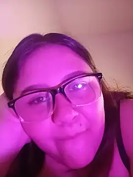 VeryGirlhot online show from July 5, 2026, 4:30 am