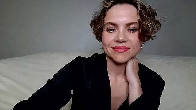 NatalieMoses online show from July 20, 2026, 7:27 pm