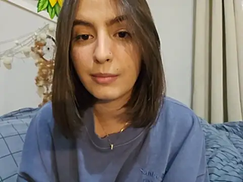 Snapshot of Juh_castro chatting on July 15, 2026, 6:35 pm Juh castro online show from July 15, 2026, 6:35 pm