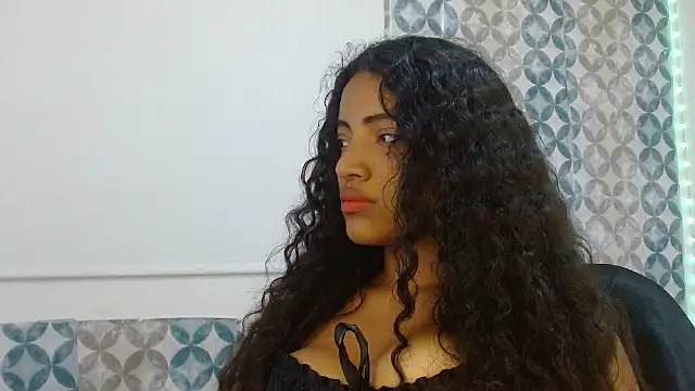 Snapshot of Isabellacarson chatting on June 27, 2026, 6:13 pm Isabellacarson online show from June 27, 2026, 6:13 pm