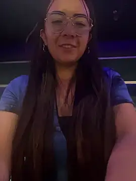 arilynn  online show from June 25, 2026, 1:16 am