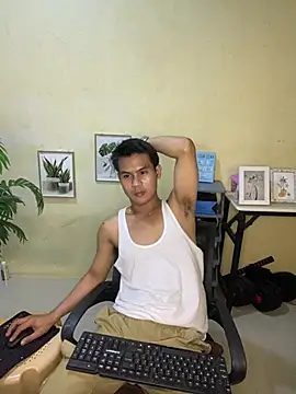 Snapshot of Asianboy_2000 chatting on June 6, 2026, 3:06 pm Asianboy 2000 online show from June 6, 2026, 3:06 pm