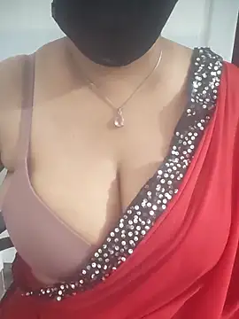sexyveena online show from June 12, 2026, 7:57 pm