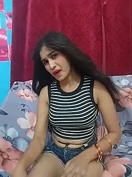 Snapshot of Naughty_Kiara_ chatting on June 26, 2026, 4:39 am Naughty Kiara online show from June 26, 2026, 4:39 am