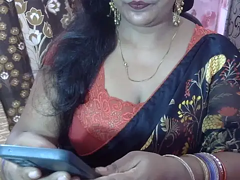 Snapshot of PRIYANKA_023 chatting on June 24, 2026, 11:20 am PRIYANKA 023 online show from June 24, 2026, 11:20 am