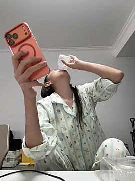 Xiao Mao meow online show from June 20, 2026, 12:47 am