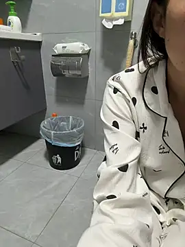 Xiao Mao meow online show from July 8, 2026, 2:38 am