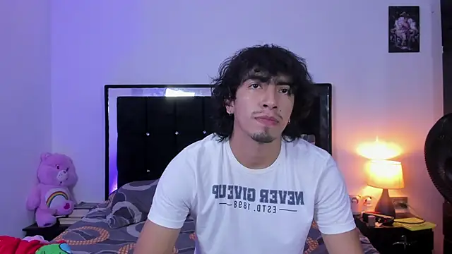 Shy Mateo online show from June 18, 2026, 11:53 pm