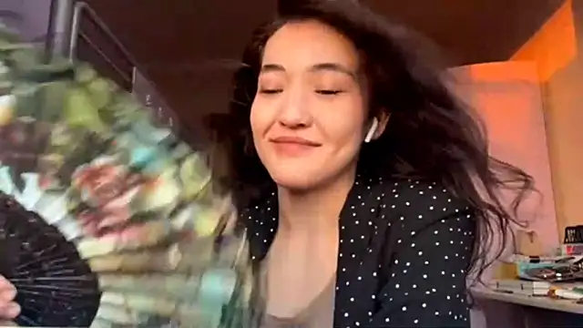 Snapshot of YolandaBalbuena chatting on June 14, 2026, 3:14 pm YolandaBalbuena online show from June 14, 2026, 3:14 pm