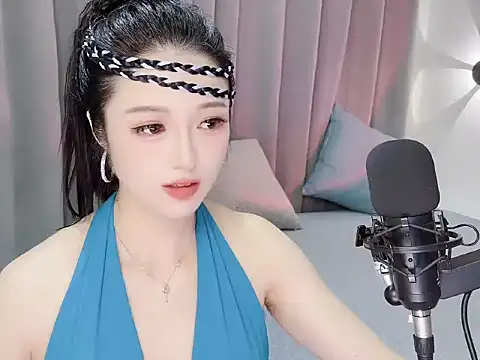 Snapshot of Momo-Wow chatting on June 1, 2026, 5:53 am Momo-Wow online show from June 1, 2026, 5:53 am