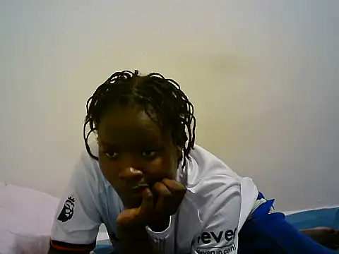Snapshot of BerryJulie chatting on June 17, 2026, 6:42 pm BerryJulie online show from June 17, 2026, 6:42 pm