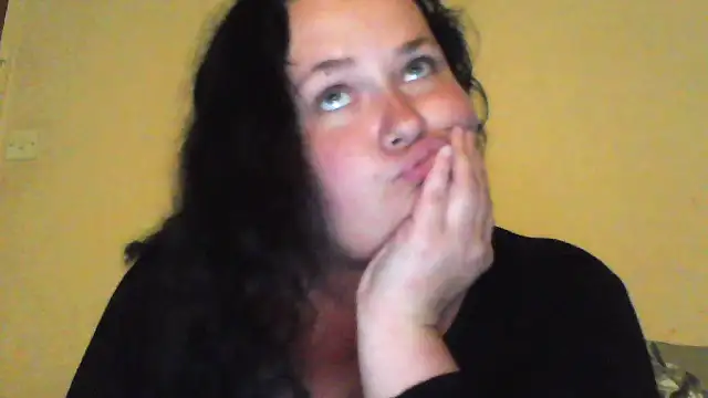 Snapshot of CurvyScarlett69 chatting on June 1, 2026, 9:16 pm CurvyScarlett69 online show from June 1, 2026, 9:16 pm