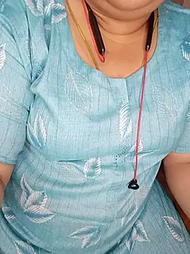 silky rose29 online show from June 6, 2026, 1:27 pm