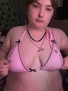 Snapshot of MollyStonez4200 chatting on June 3, 2026, 11:43 pm MollyStonez4200 online show from June 3, 2026, 11:43 pm