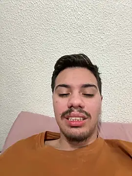 Deliciinha2 online show from June 11, 2026, 2:33 am