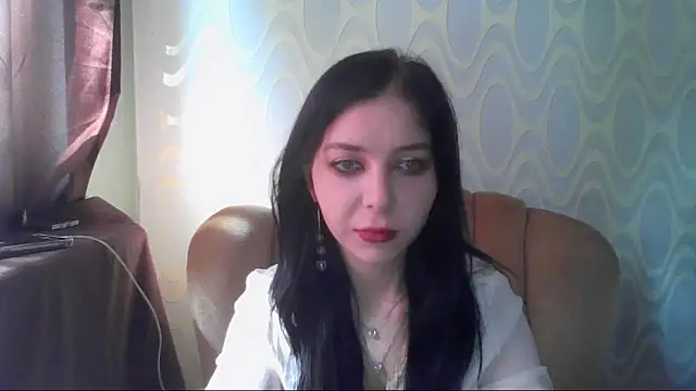 Snapshot of RileyTight chatting on June 9, 2026, 8:15 am RileyTight online show from June 9, 2026, 8:15 am