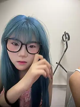 Snapshot of QIQI-QIQI-01 chatting on August 2, 2026, 10:57 am QIQI-QIQI-01 online show from August 2, 2026, 10:57 am