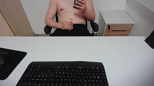 Snapshot of NightShadee2 chatting on June 2, 2026, 7:49 pm NightShadee2 online show from June 2, 2026, 7:49 pm
