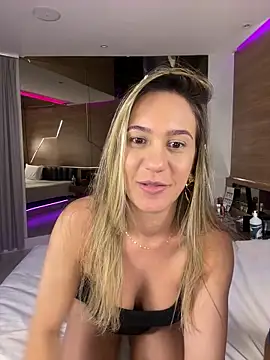 Snapshot of Betinhaalves chatting on June 21, 2026, 5:54 am Betinhaalves online show from June 21, 2026, 5:54 am