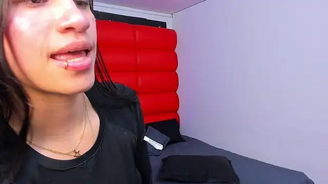 Gaby Skinny  online show from July 3, 2026, 9:05 am