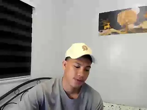 urfucker vinz online show from July 17, 2026, 2:45 pm