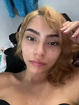 NatalieSterling online show from June 28, 2026, 3:29 pm