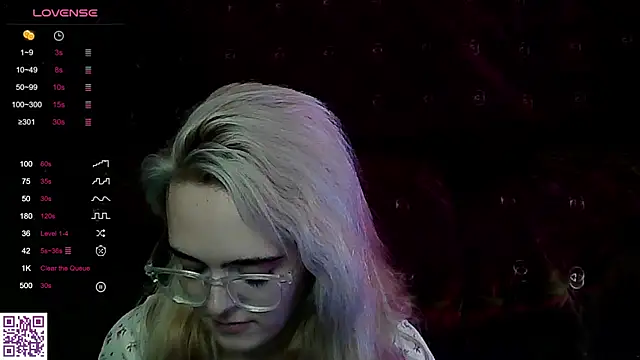 Oxcy Secret online show from July 5, 2026, 4:19 am