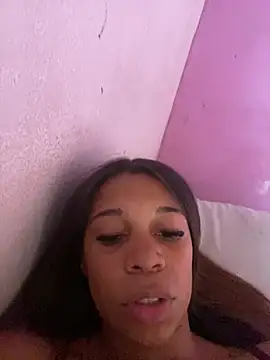 Snapshot of Moreninhazika chatting on June 30, 2026, 2:07 pm Moreninhazika online show from June 30, 2026, 2:07 pm