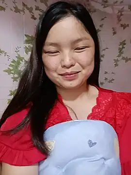 Linna-bae online show from July 19, 2026, 12:53 pm