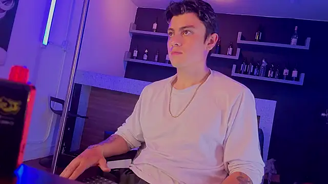 angel still  online show from June 18, 2026, 9:14 am