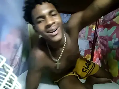 Snapshot of dantecruz19 chatting on July 18, 2026, 12:04 am dantecruz19 online show from July 18, 2026, 12:04 am