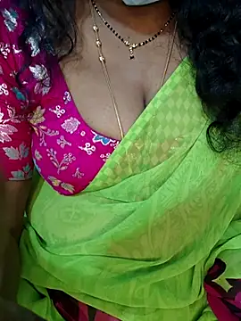 Snapshot of Luckypapa_telugu chatting on July 17, 2026, 6:31 am Luckypapa telugu online show from July 17, 2026, 6:31 am