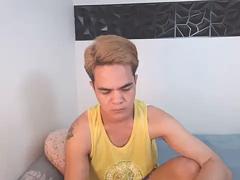 yourmikexxx online show from July 7, 2026, 12:53 pm