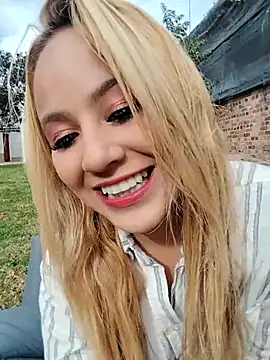 Snapshot of Angeel_white25 chatting on July 24, 2026, 12:36 pm Angeel white25 online show from July 24, 2026, 12:36 pm