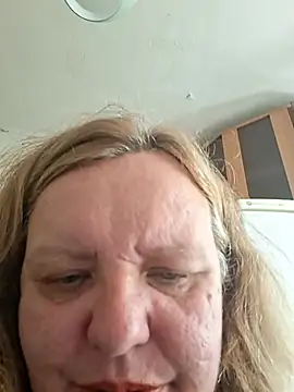 Snapshot of SonyaMarmeladx chatting on June 14, 2026, 1:24 pm SonyaMarmeladx online show from June 14, 2026, 1:24 pm
