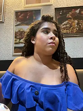 Snapshot of Antonella_Whitmore chatting on June 26, 2026, 12:59 am Antonella Whitmore online show from June 26, 2026, 12:59 am