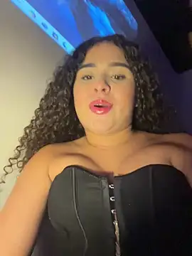 Snapshot of Antonella_Whitmore chatting on July 1, 2026, 4:58 am Antonella Whitmore online show from July 1, 2026, 4:58 am