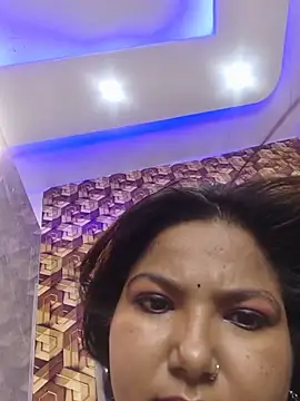 Snapshot of sheela_3563 chatting on June 18, 2026, 3:07 am sheela 3563 online show from June 18, 2026, 3:07 am