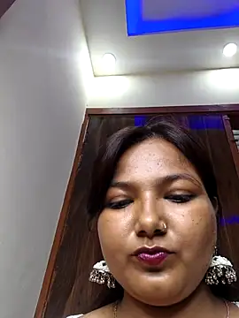 Snapshot of sheela_3563 chatting on July 18, 2026, 3:38 pm sheela 3563 online show from July 18, 2026, 3:38 pm