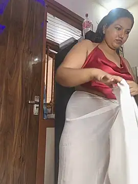 Snapshot of sheela_3563 chatting on July 28, 2026, 2:29 am sheela 3563 online show from July 28, 2026, 2:29 am